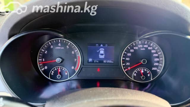 Kia K5 II 2.0 AT