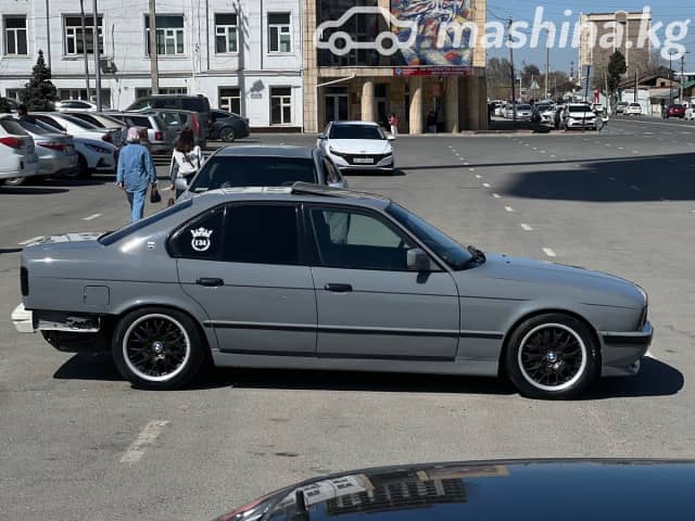 BMW 5 серии III (E34) 530i 3.0 MT