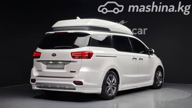 Kia Carnival III 2.2d AT