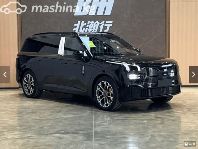 Lynk & Co 900 2.0hyb AT 4WD
