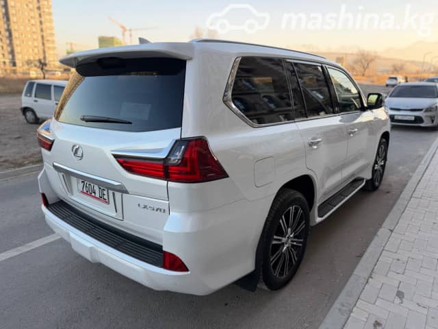 Lexus LX III Рестайлинг 2 570 5.7 AT 4WD