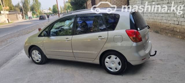 Toyota Corolla Verso I 1.8 MT