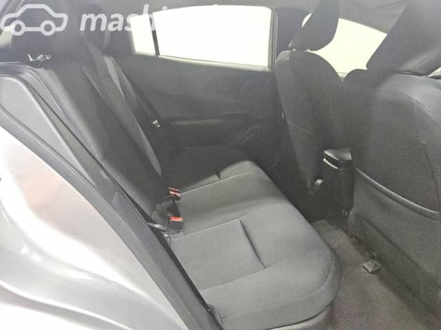 Toyota Prius V (XW60) 2.0hyb AT