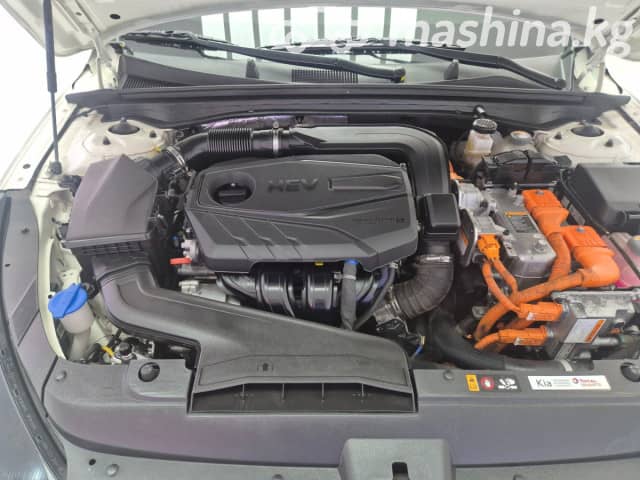 Kia K5 III 2.0hyb AT