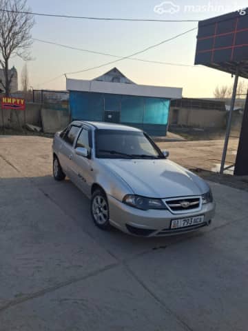 Daewoo Nexia I Рестайлинг 1.5 MT
