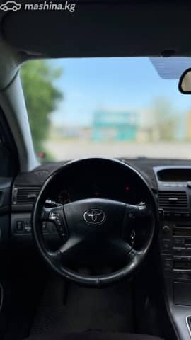 Toyota Avensis II 1.8 MT