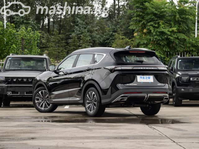 Jetour X70 PLUS 1.5 AMT