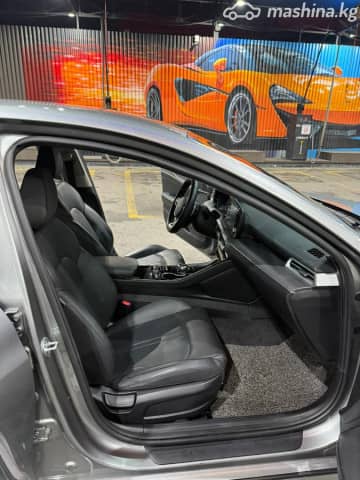 Kia K5 III 1.6 AT