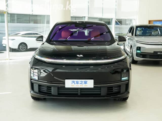 LiXiang L7 Рестайлинг 1.5hyb AT 4WD