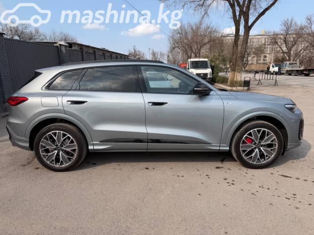 Audi Q5 III 40 TFSI 2.0 AMT 4WD