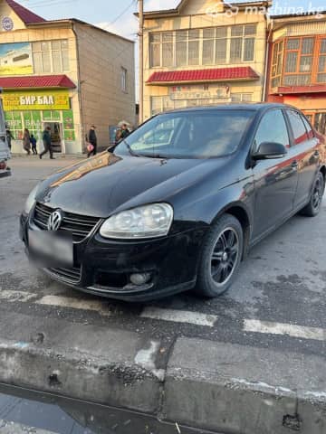 Volkswagen Jetta V 1.6 AT