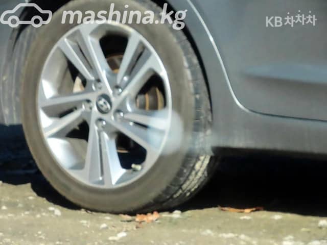 Kia K5 III 2.0hyb AT