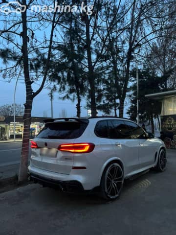 BMW X5 IV (G05/G18) M50i 4.4 AT 4WD