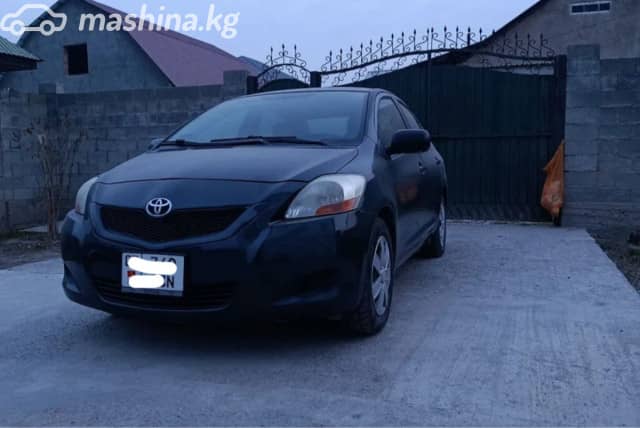 Toyota Yaris II Рестайлинг 1.5 AT