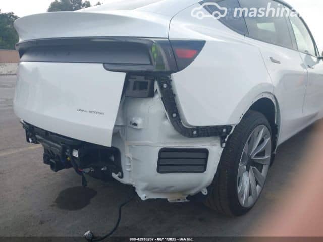 Tesla Model Y I Long Range Electro AT 4WD
