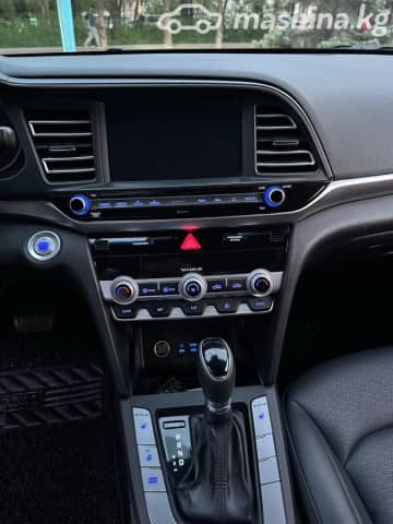 Hyundai Avante VI Рестайлинг 1.6 CVT