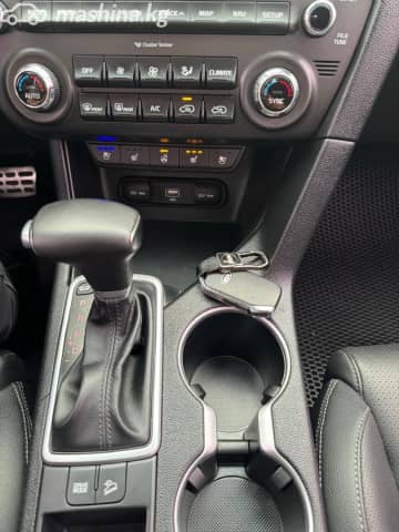 Kia Sportage IV Рестайлинг 2.0d AT
