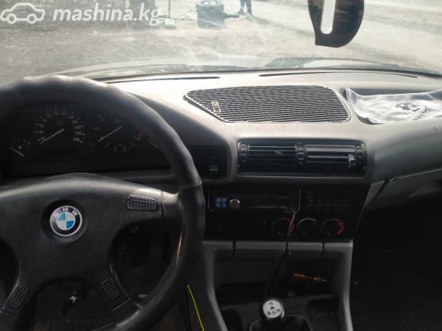 BMW 5 серии III (E34) 520i 2.0 MT