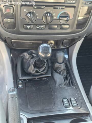 Toyota Land Cruiser 100 Series 105 4.5 MT 4WD