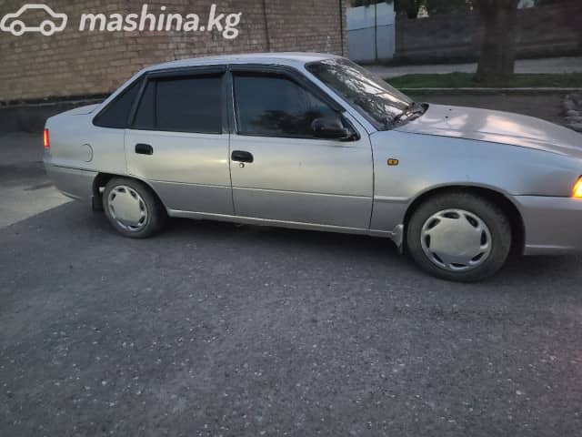 Daewoo Nexia I Рестайлинг 1.5 MT