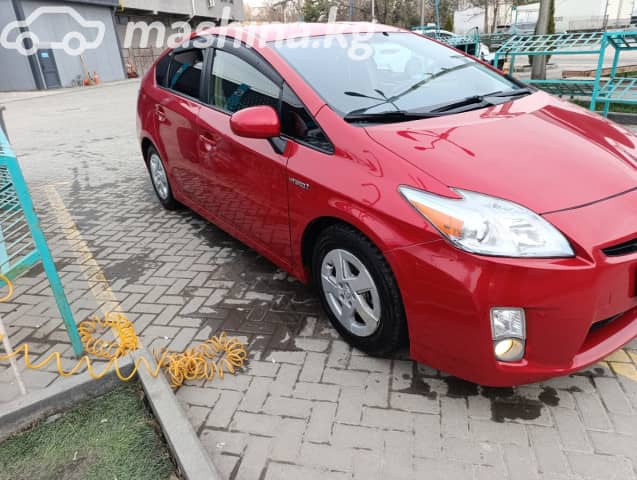 Toyota Prius III Рестайлинг (XW30) 1.8hyb AT