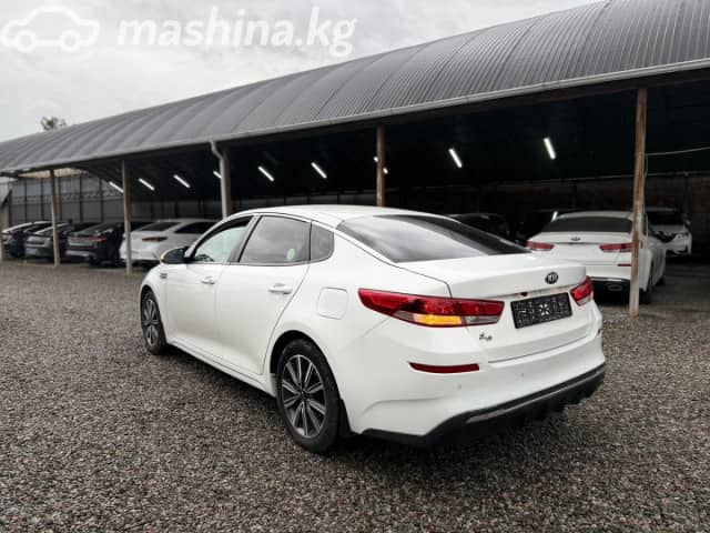Kia K5 II 2.0 AT