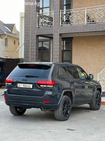 Jeep Grand Cherokee IV (WK2) Рестайлинг 3.6 AT 4WD