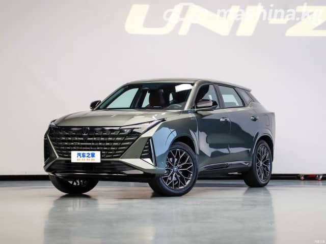 Changan UNI-Z iDD 1.5hyb CVT