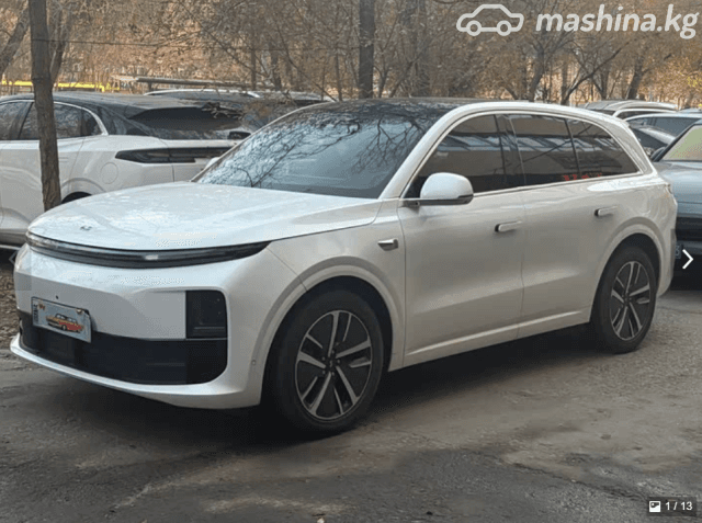 LiXiang L6 1.5hyb AT 4WD