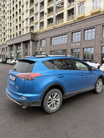 Toyota RAV4 IV (XA40) Рестайлинг 2.5hyb CVT 4WD