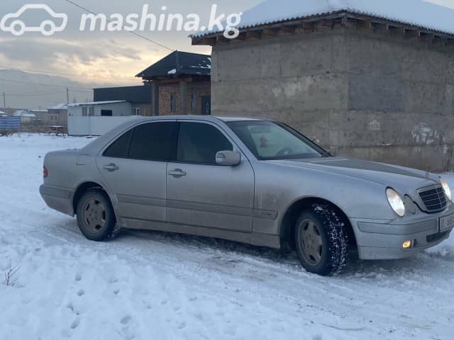 Mercedes-Benz E-Класс II (W210, S210) Рестайлинг 240 2.6 MT