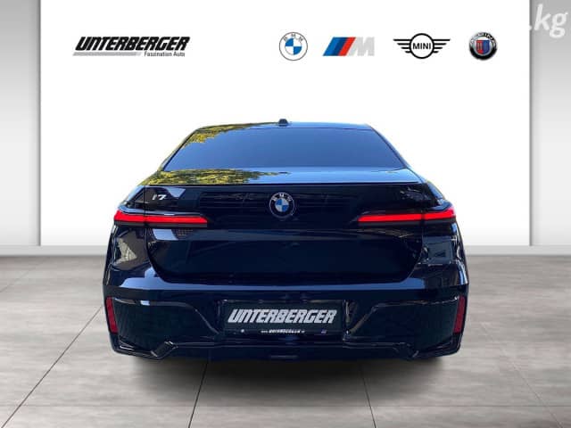 BMW i7 xDrive60 Electro AT 4WD
