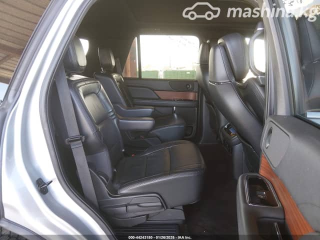 Lincoln Navigator IV Рестайлинг L 3.5 AT 4WD
