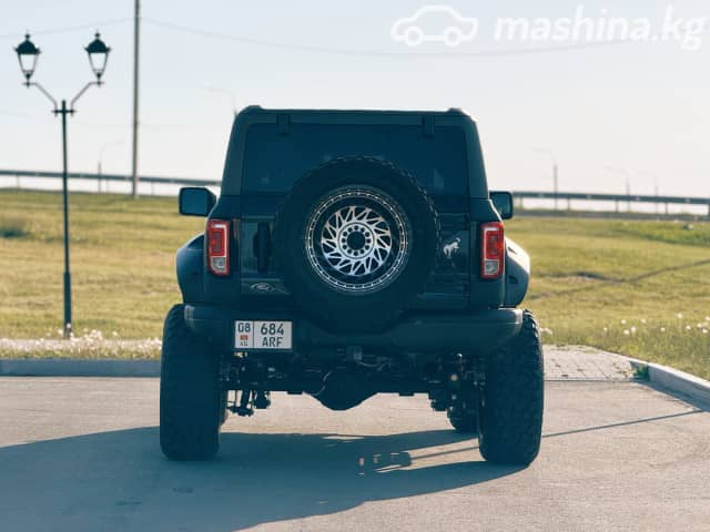 Ford Bronco VI 2.7 AT 4WD