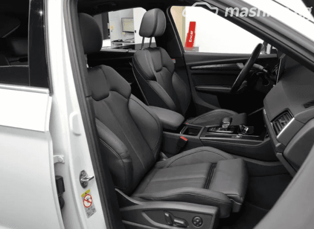 Audi Q5 II (FY) Рестайлинг 45 TFSI 2.0 AMT 4WD