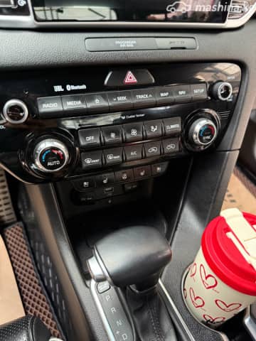 Kia Sportage IV Рестайлинг 2.0d AT