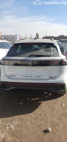 Volkswagen Tiguan III (China Market) 2.0 AMT 4WD
