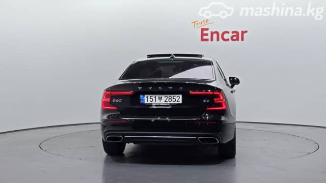 Volvo S60 II Рестайлинг 2.0 AT