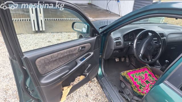 Mazda 626 V (GF) 1.8 MT