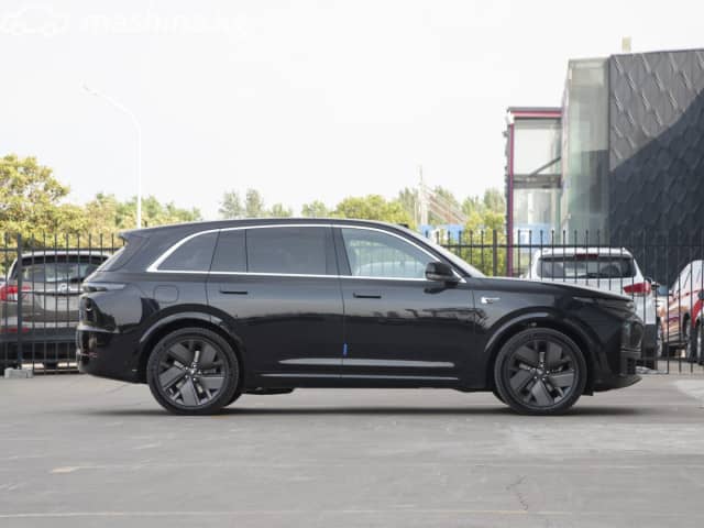 LiXiang L7 Рестайлинг 1.5hyb AT 4WD