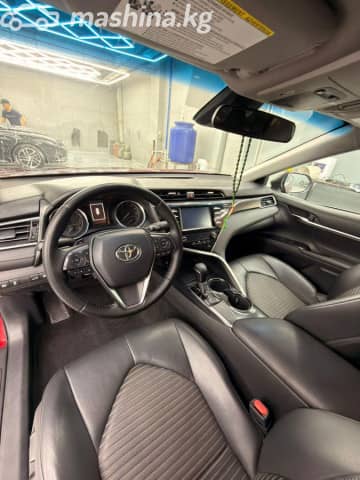 Toyota Camry VIII (XV70) 2.5 AT
