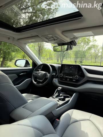 Toyota Highlander IV (U70) 2.5hyb AT 4WD