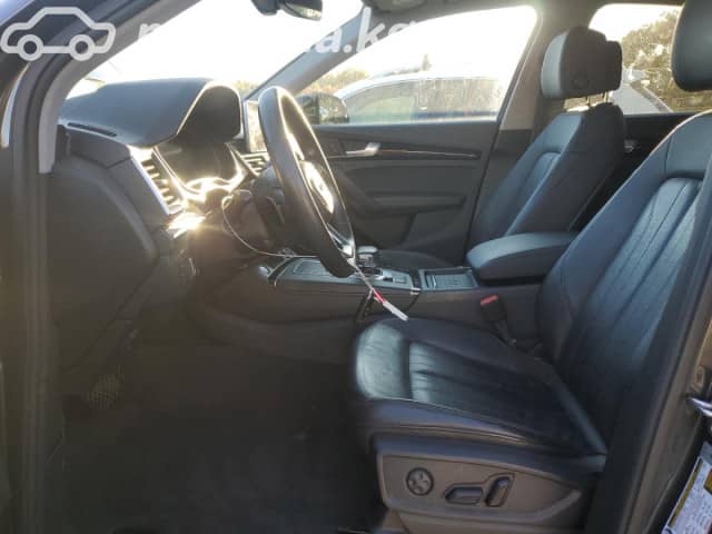 Audi Q5 II (FY) 45 TFSI 2.0 AMT 4WD