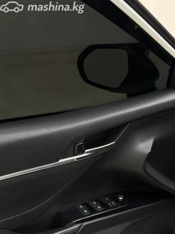 Toyota Camry VIII (XV70) 2.5 AT