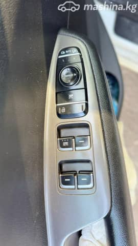 Kia K5 II 2.0 AT