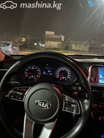 Kia K5 II 2.0 AT