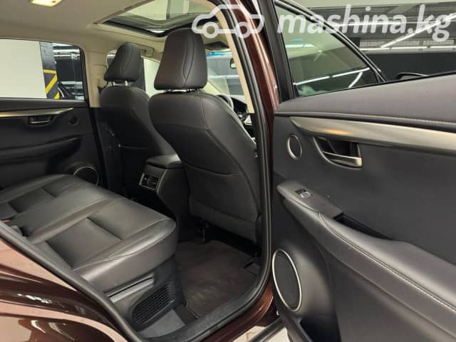 Lexus NX I Рестайлинг 300h 2.5hyb CVT 4WD