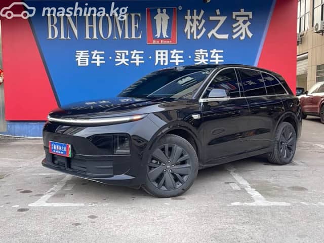 LiXiang L6 1.5hyb AT 4WD