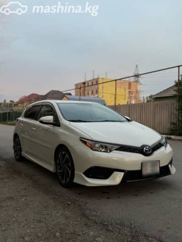 Toyota Corolla XI (E160, E170, E180) Рестайлинг 1 iM 1.8 CVT