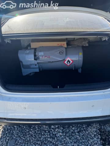 Kia K5 II 2.0 AT